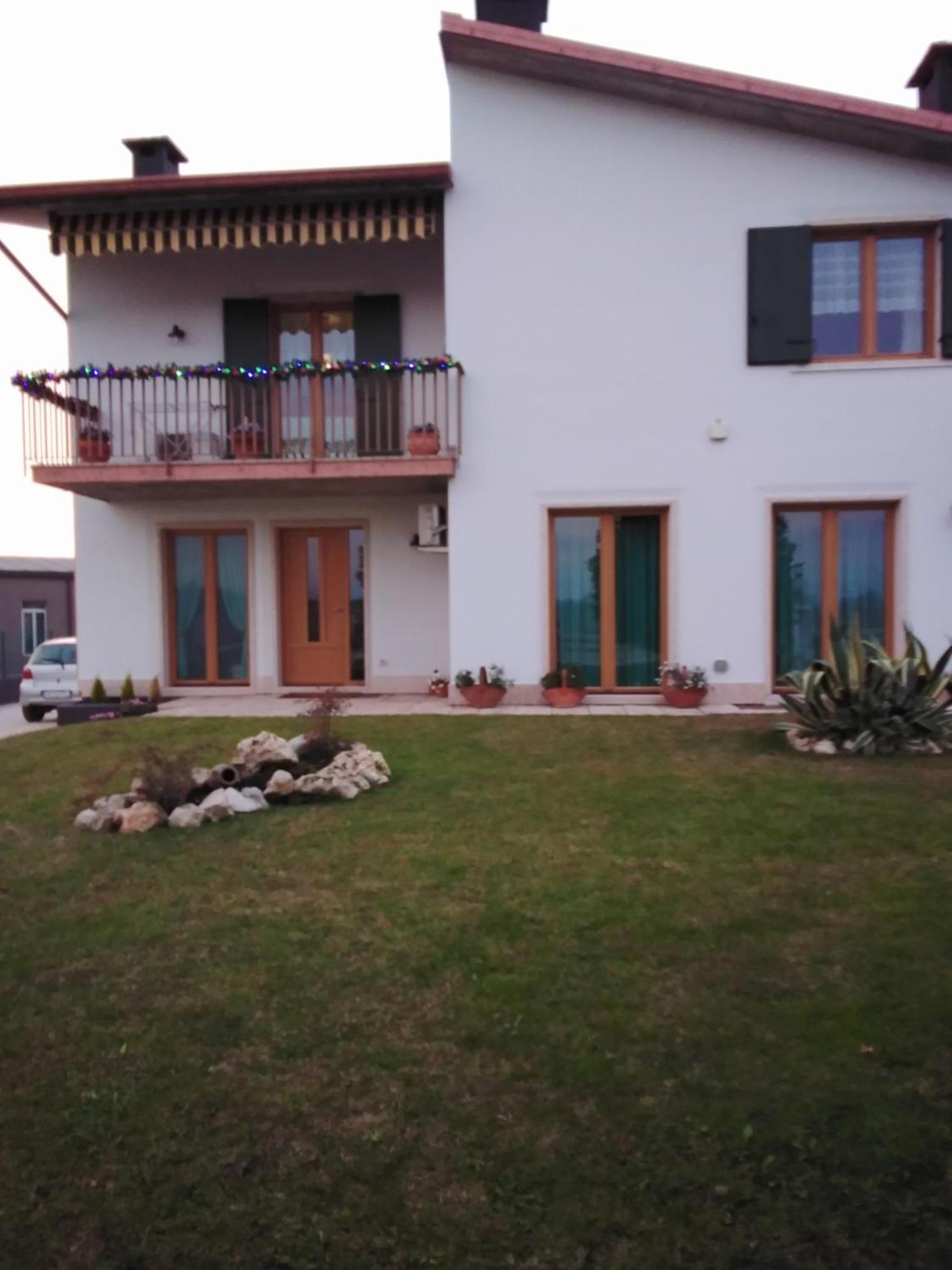 B&B Carmen Biondani Пескантина Экстерьер фото