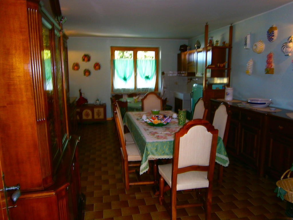 B&B Carmen Biondani Пескантина Экстерьер фото